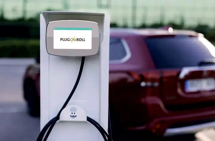Colonnina di ricarica per veicoli elettrici presso il residence